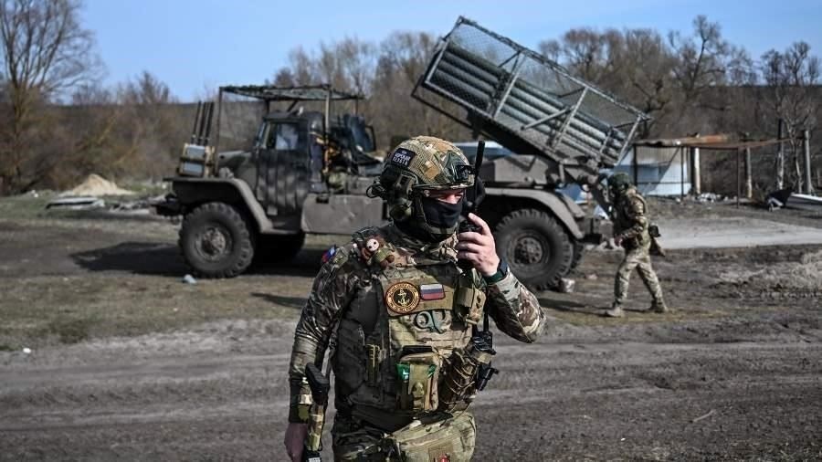 Кроме того, военнослужащие, участвующие в операции, получают особые юридические права, упрощающие процесс получения жилья. К ним относится ускоренный процесс одобрения, который гарантирует, что участники смогут получить кредит с минимальными бюрократическими проволочками и временем ожидания.
