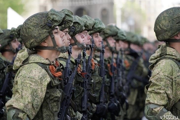 По последним данным, количество призываемых на военную службу увеличивается, в том числе и в таких регионах, как Молодечненский район. Поэтому, если вы попали в список призывников, приходите на все необходимые встречи и предоставляйте необходимые документы. Уклонение от этой обязанности может не только навредить вашей личной репутации, но и привести к значительным юридическим и финансовым последствиям.