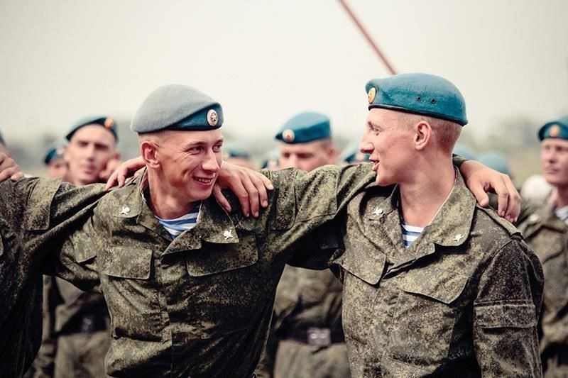 В настоящее время воинские части могут требовать от военнослужащих, в том числе не проходящих службу, участия в определенных учениях и тренировках. Юридическая ответственность таких участников определяется правилами обороны страны. Лица, не служащие в вооруженных силах, но призванные для участия в учениях, должны соблюдать требования, изложенные в этих законах.